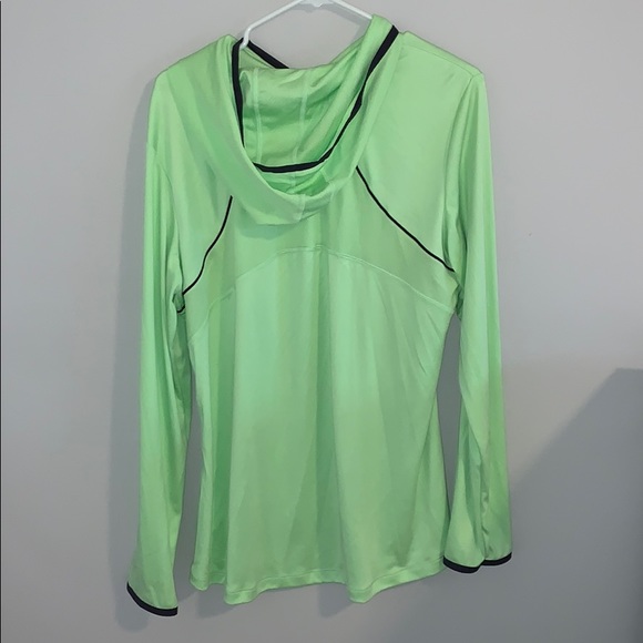 Green SPALDING winter workout shirt - Picture 2 of 3